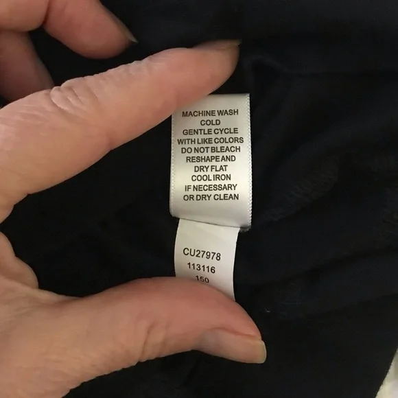 🎁 Black TOP made by Neiman Marcus Sz. L - Picture 5 of 5